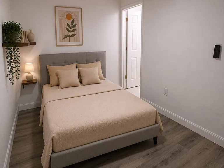 870 Francis St #1 — Photo 7