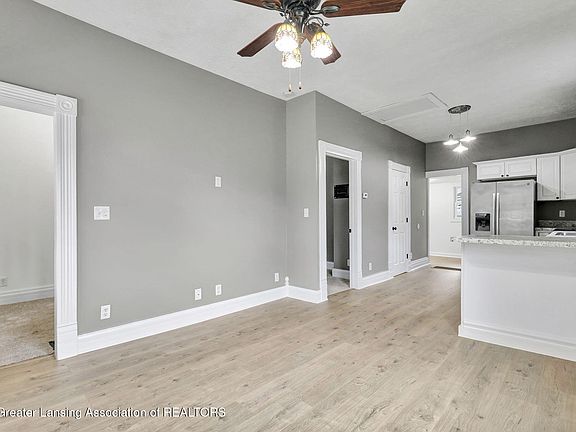 5th image of 631 Jenne St