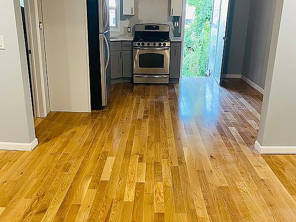 2nd image of 2778 Marion Ave