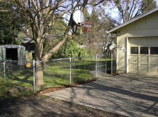 525 Jeanette Ave, Medford, OR 97501
