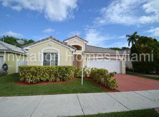 8223 SW 157th Ct, Miami, FL 33193