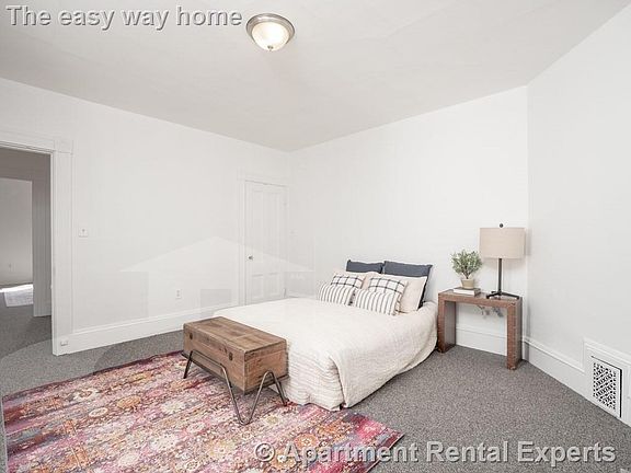 4th image of 29 Florence St #1D