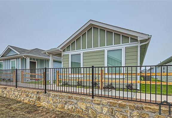3rd image of 8623 Cottage Creek Dr