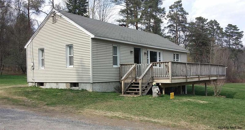4th image of 392 SW STATE ST