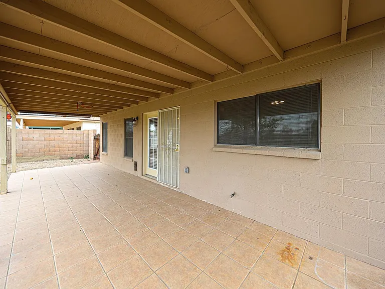 10935 W Ruth Ave — Photo 29