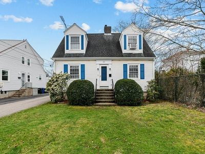 25 Merton Rd, Newport, RI, 02840