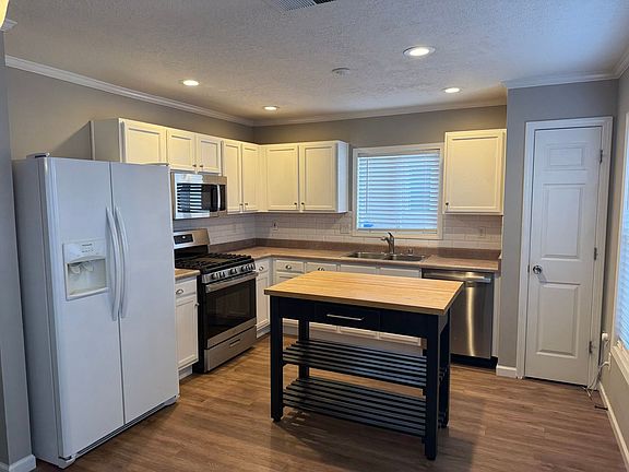 3rd image of 4348 Altura Mesa Ln NE