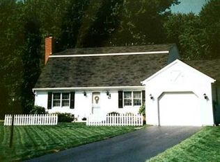 3223 Elm Dr, New Castle, PA