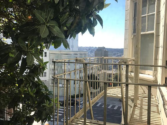 5th image of 1280 Lombard St APT 302