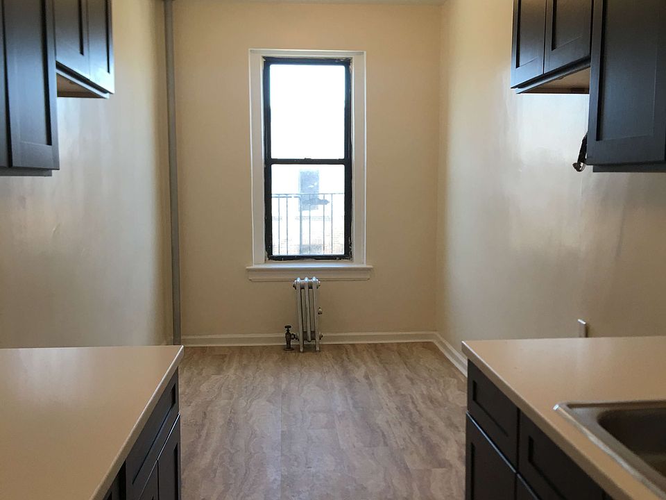 1st image of 3747 61st St APT 4J