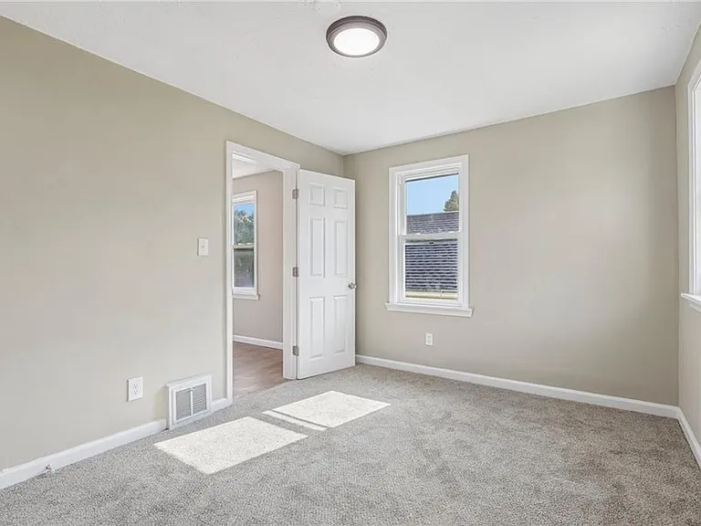 3535 Erin Ave #UP — Photo 5