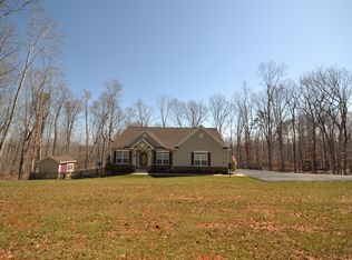 320 Grouse Pointe Dr, Stafford, VA 22556