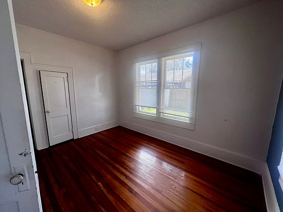 4th image of 4220 San Juan Ave