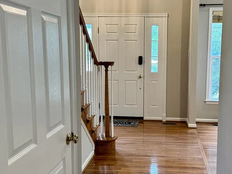 240 Torrey Pine Ct — Photo 21