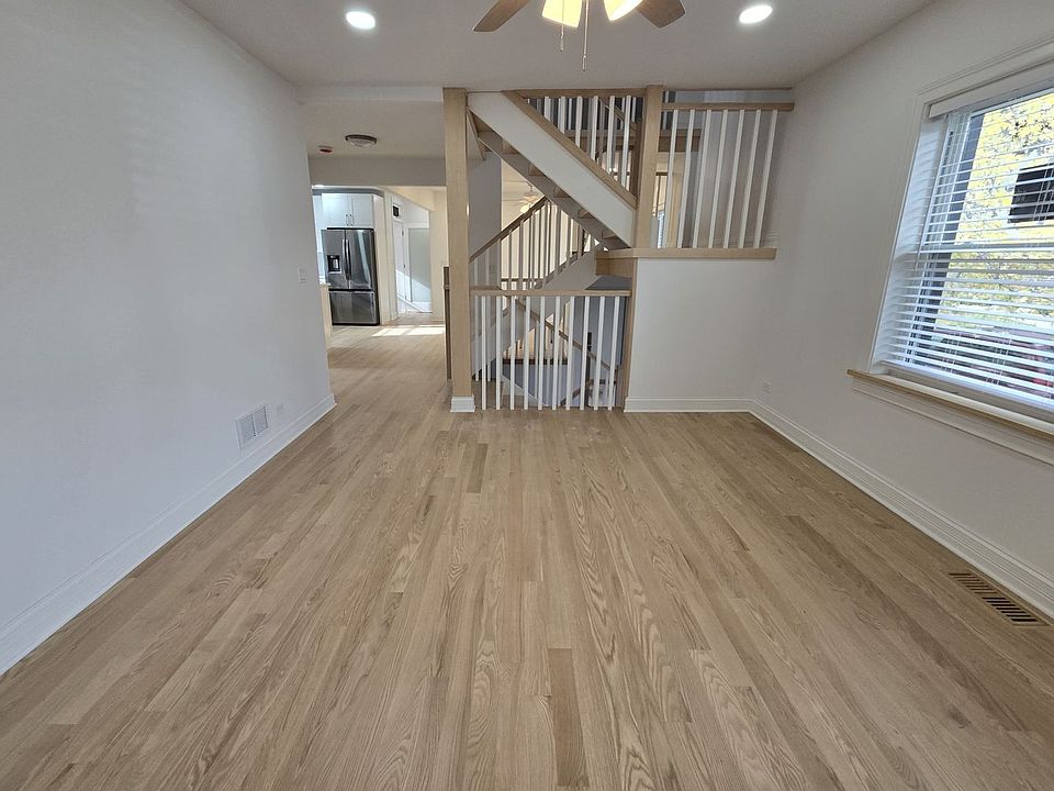 1st image of 2341 W Winona St