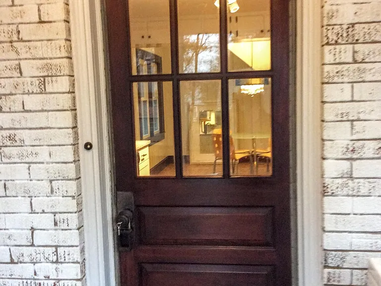 361 W Wilson Ave — Photo 18