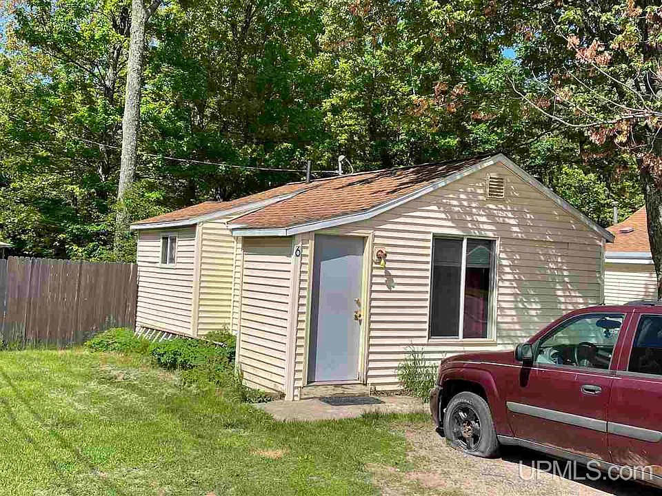 2050 Wright St, Marquette, MI 49855 Zillow