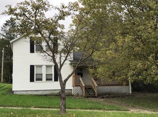 518 Center St, Wonewoc, WI 53968