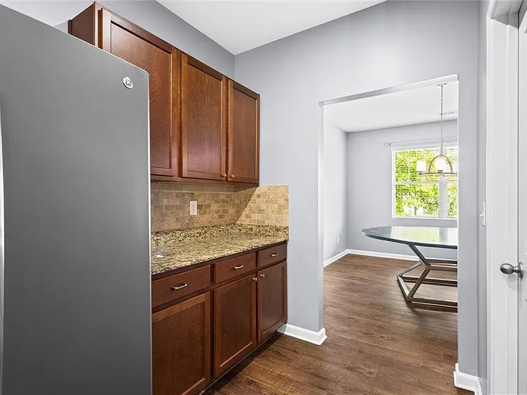 407 Aviary Ln — Photo 27