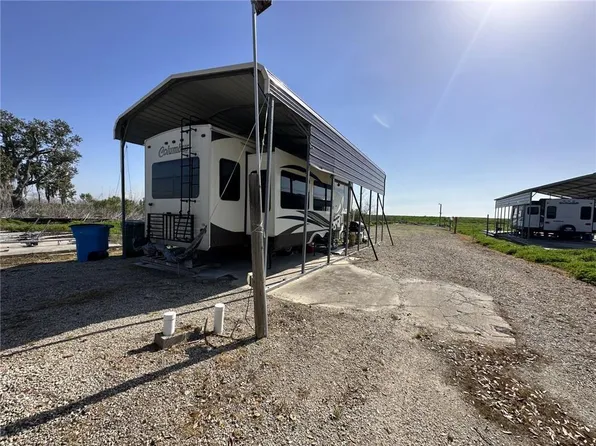4605 Delacroix Hwy, Saint Bernard, LA 70085