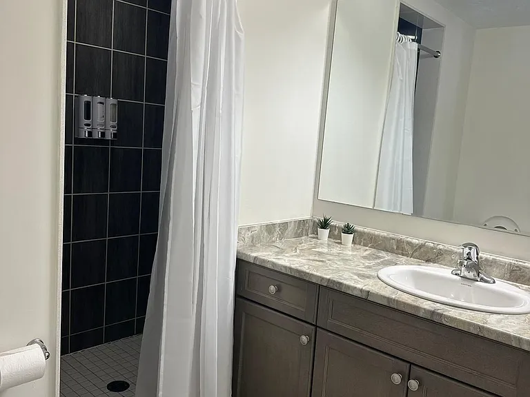 25 Heron Park Pl #3 — Photo 11