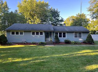 997 Spade Dr, Rochester, IN 46975