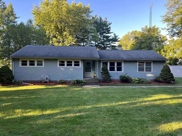 997 Spade Dr, Rochester, IN 46975