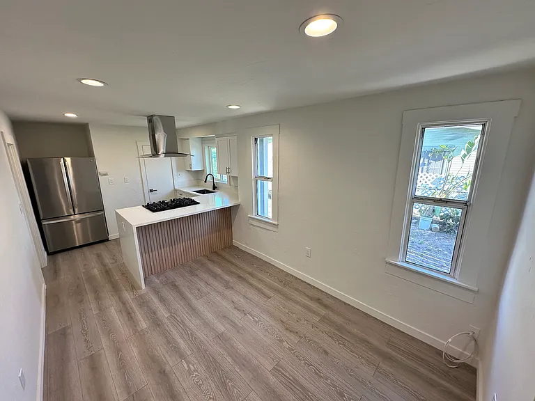4225 Central Ave — Photo 18