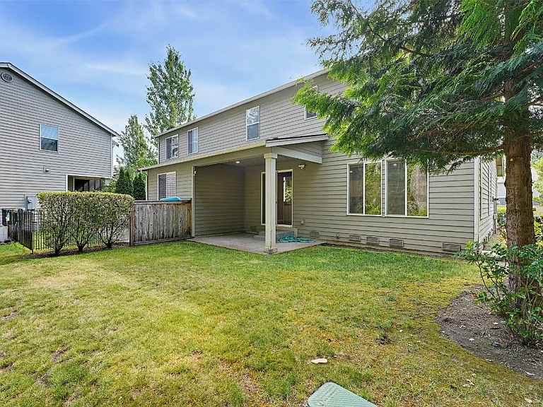 3919 Jett Ln NE — Photo 32