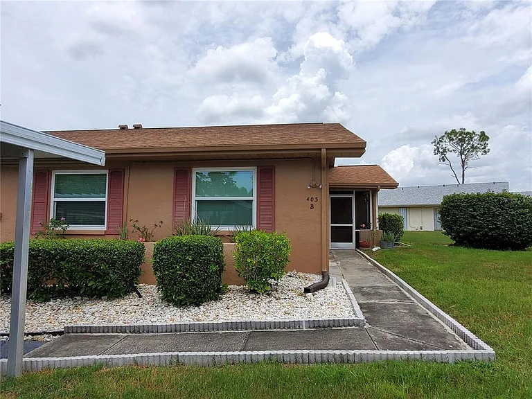 403 Finchley Ct #B — Photo 2
