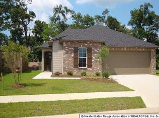 15255 Beauty Berry Ave, Baton Rouge, LA 70817