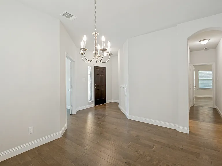 4541 Conrad Ave — Photo 14