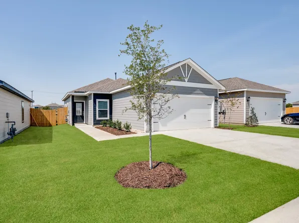 8313 White Wolf Trl, Ponder, TX 76259