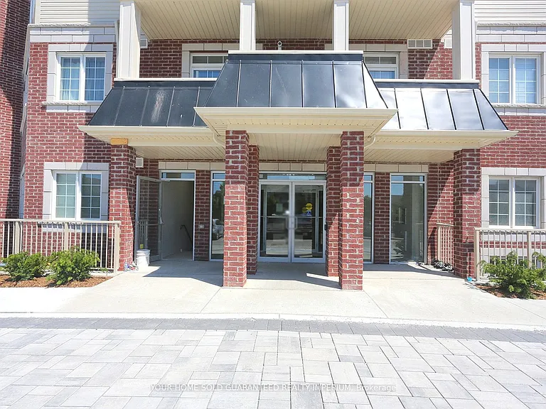 84 Aspen Springs Dr #302 — Photo 2