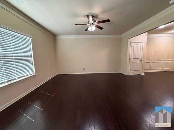 3rd image of 881 Franklin Mill Trce