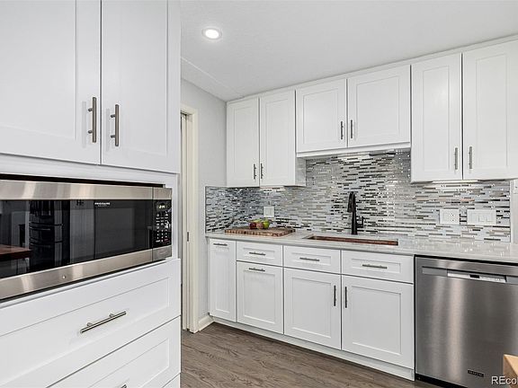 5th image of 4725 Quay Street
