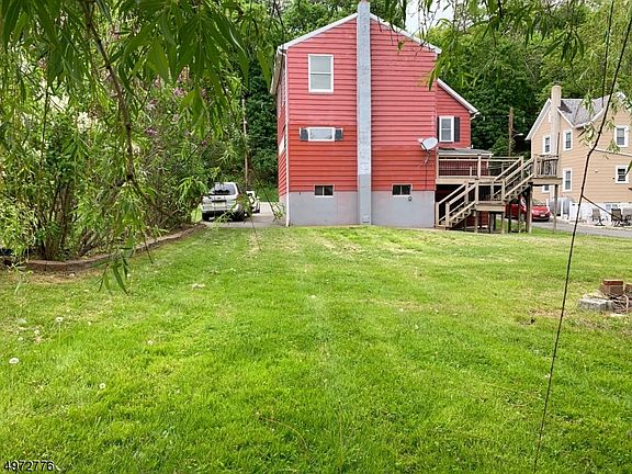 4th image of 68 W End Ave