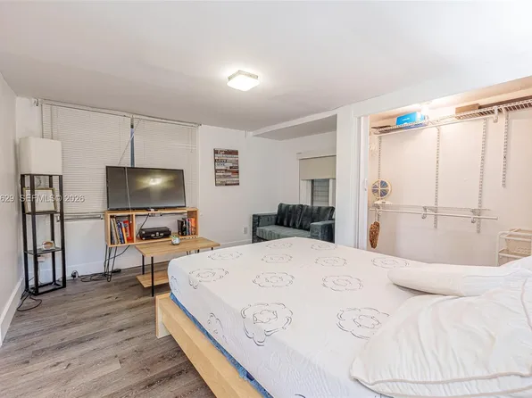 528 SW 21st Ave #B, Miami, FL 33135