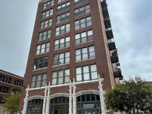 1627 Locust St APT 702, Saint Louis, MO 63103