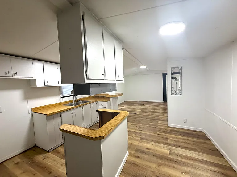 153 Artic Ct #153 — Photo 9
