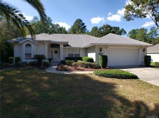 220 Pine St, Homosassa, FL 34446