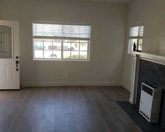 3rd image of 2720 Brighton Ave
