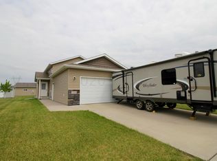 3508 58th Ct S, Fargo, ND