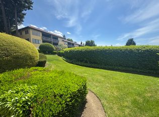 11642 100th Ave NE #A105, Kirkland, WA 98034