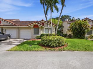 7618 Pinewalk Dr S #132, Pompano Beach, FL 33063