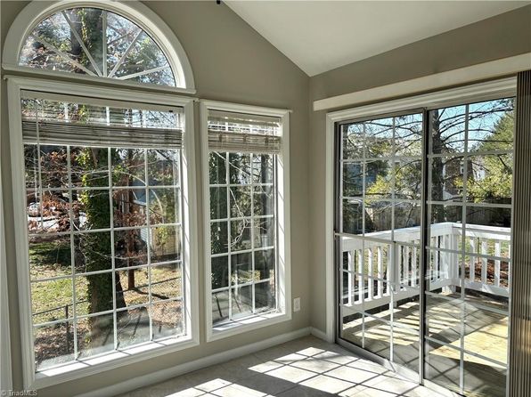 609 Balfour Rd, Winston Salem, NC 27104