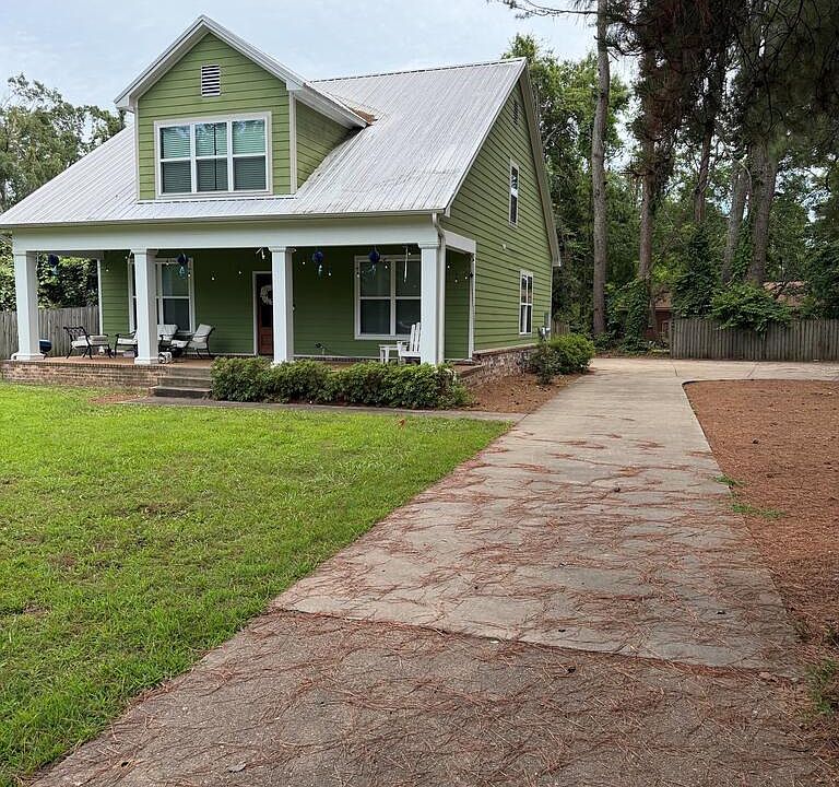 1st image of 408 Ross Ave