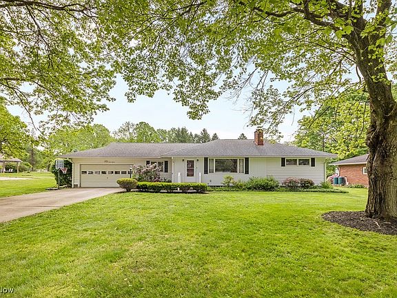 2nd image of 715 Hughey Dr