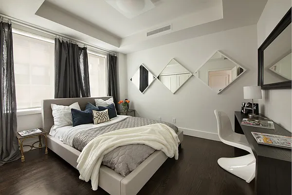 Sold by Stribling | media 18