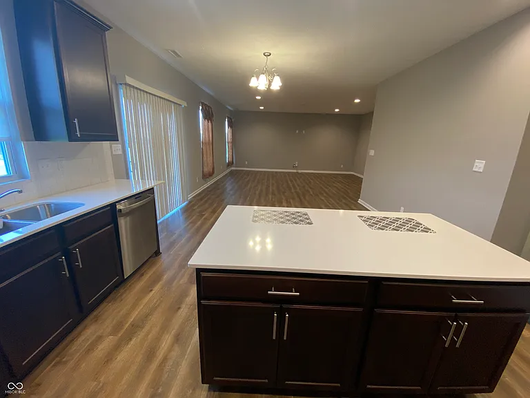 5668 Grosbeak Dr — Photo 13